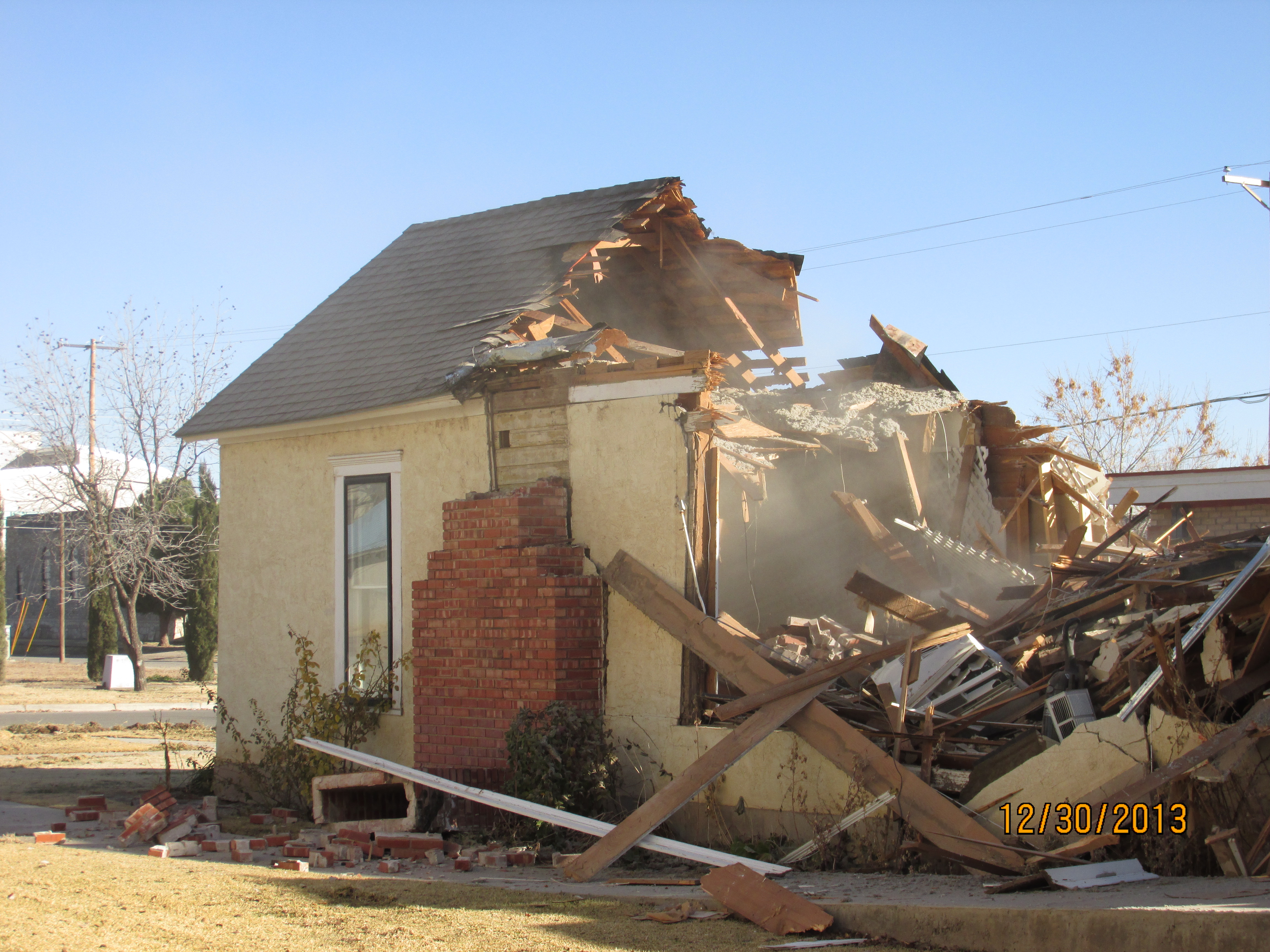 art annex demolition 12-30-13 056